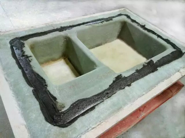 玻璃钢与木材粘结加固