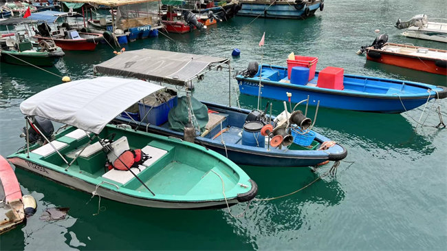 小型玻璃钢渔船-3